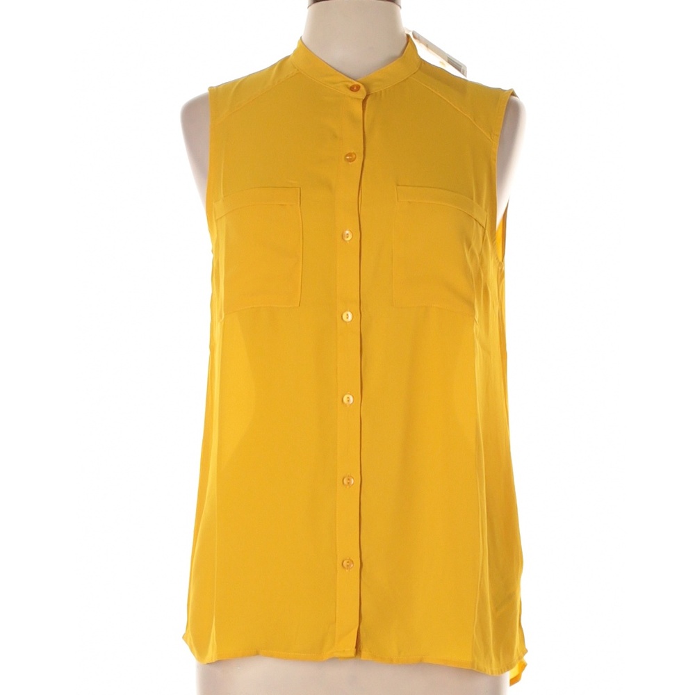 Forever 21 Sleeveless Blouse
